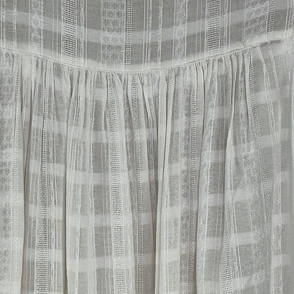 Nicole Miller Artelier Bohemian Style Metallic Thread Embroidered Top - Picture 6 of 6